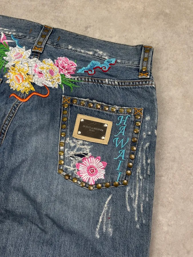 SS2006 Dolce & Gabbana Blue Denim Hawaii Floral Embroidered Jeans - Image 8