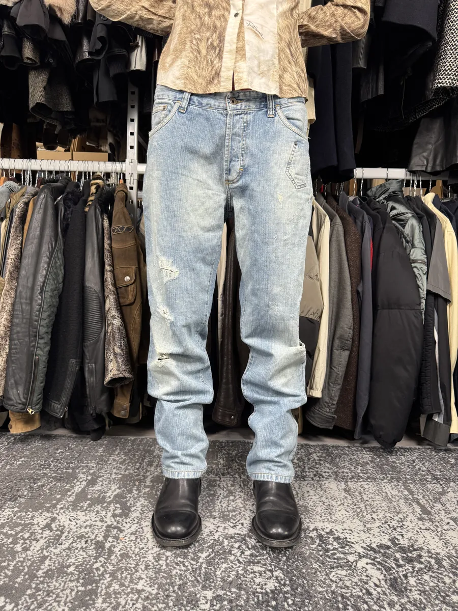 SS2006 Dolce & Gabbana Blue Distressed Contemporary Denim Jeans - Image 2