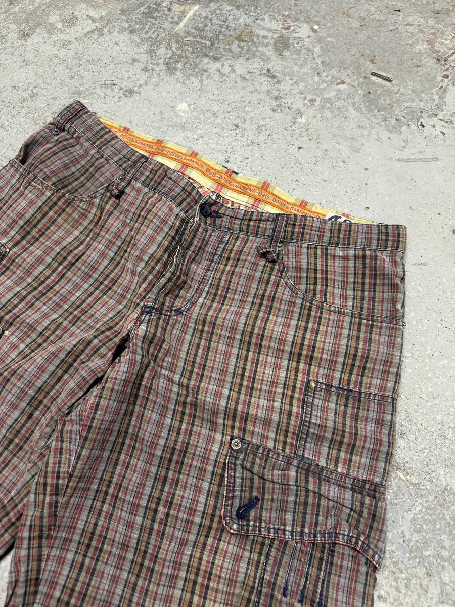 SS2006 Dolce & Gabbana Checked Cargo Shorts - Image 9