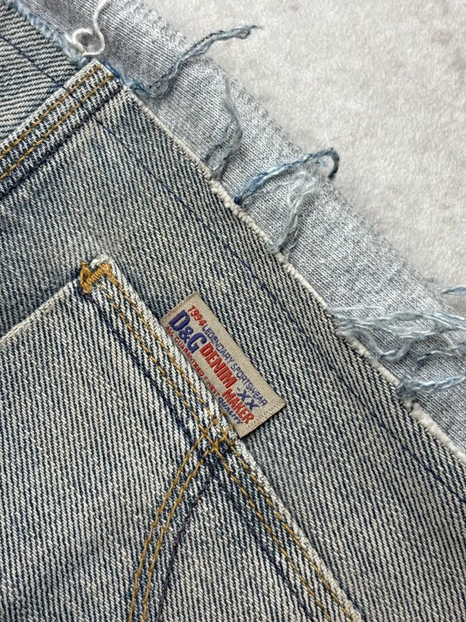 SS2006 Dolce & Gabbana Grey Denim Distressed Shorts - Image 10