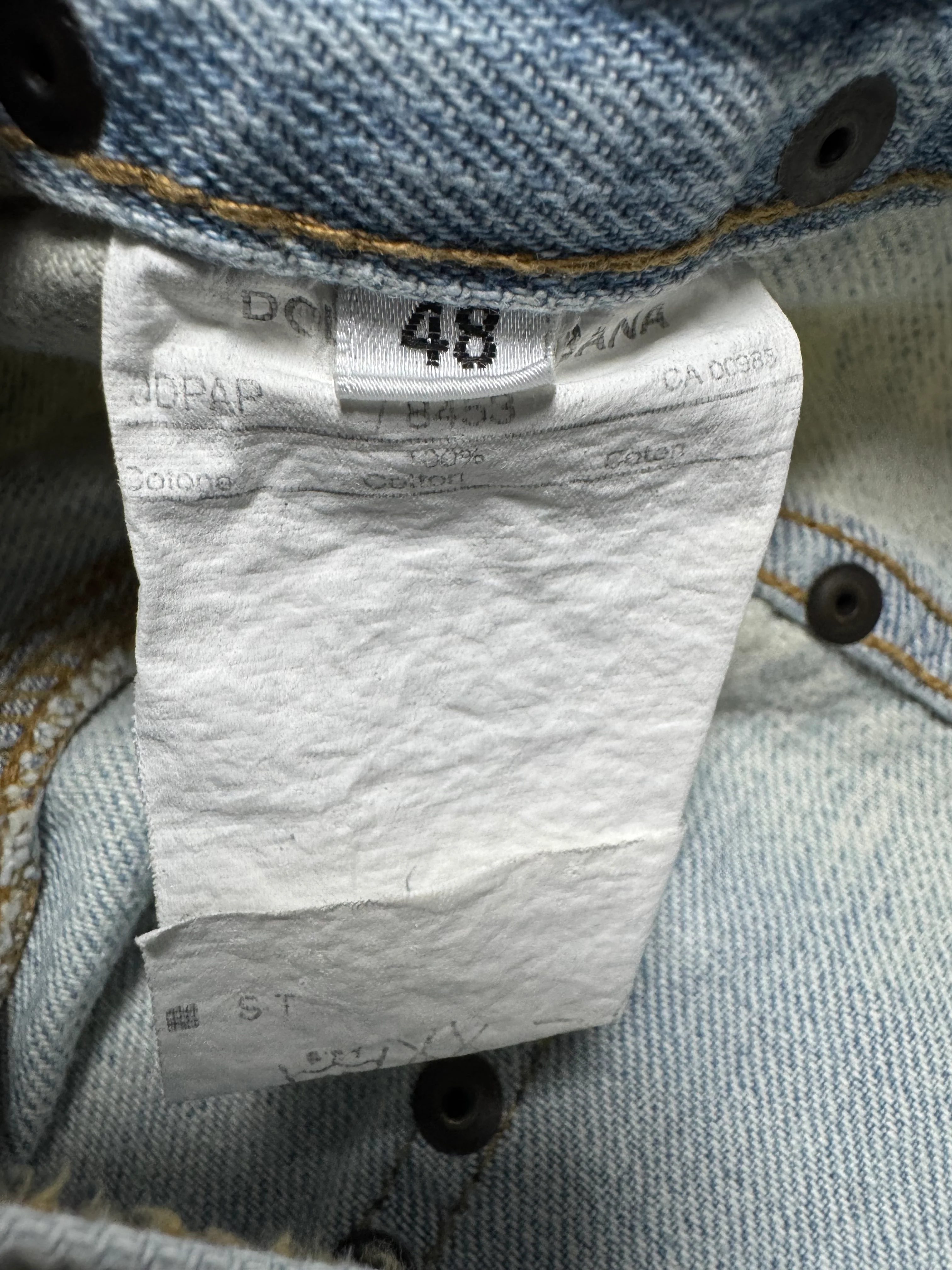 SS2006 Dolce & Gabbana Haiwai Honolulu Embroideries Distressed Denim Jeans - Image 8