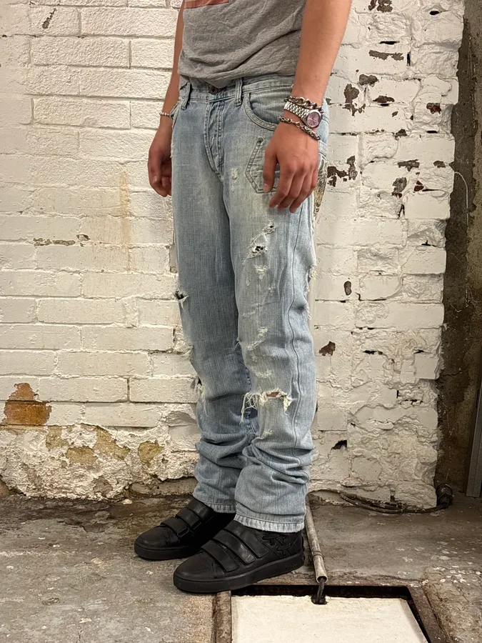 SS2006 Dolce & Gabbana Light Blue Denim Distressed Jeans - Image 2