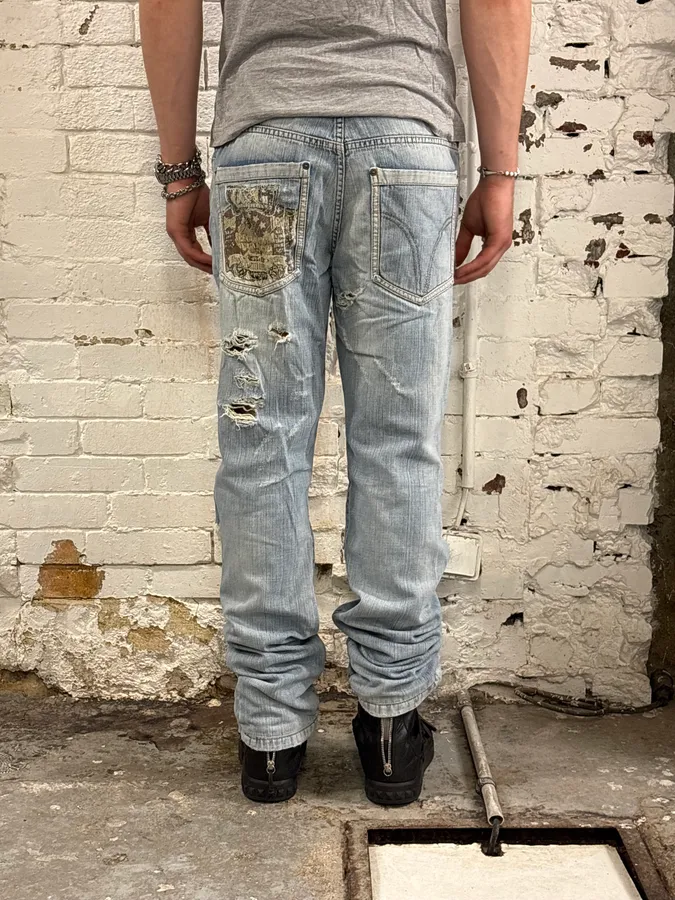 SS2006 Dolce & Gabbana Light Blue Denim Distressed Jeans - Image 3