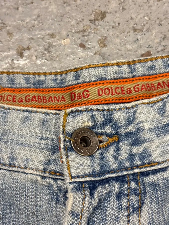 SS2006 Dolce & Gabbana Light Blue Denim Distressed Jeans - Image 8