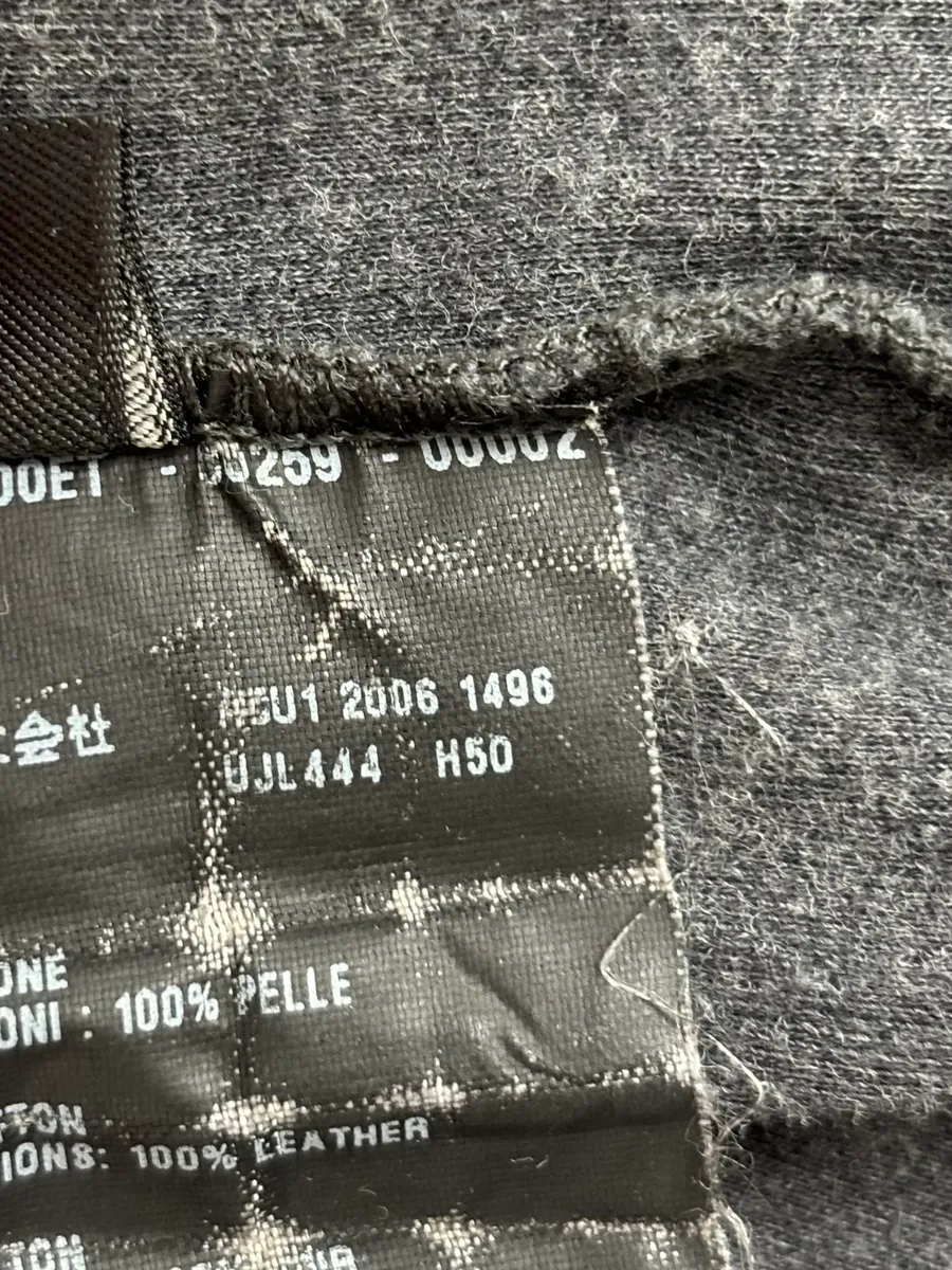 SS2006 Prada Grey Padded Zip-up Hoodie - Image 12