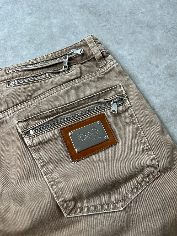 SS2008 Dolce & Gabbana Beige Multi-Zip Shorts - Image 11