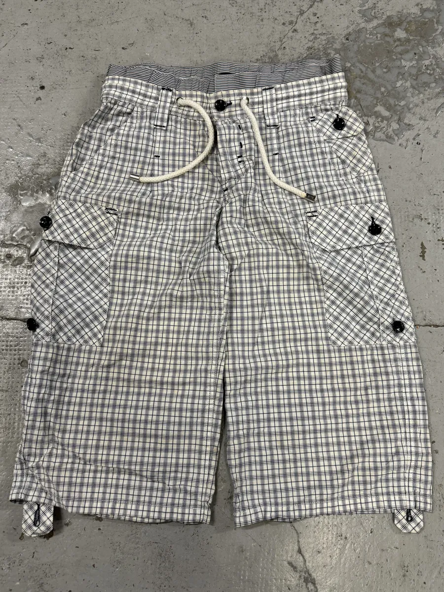 SS2008 Dolce & Gabbana Checkered White Shorts - Image 4