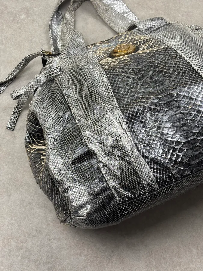 SS2008 Gucci Black & Silver Python Leather Tote Bag by Frida Giannini - Image 10