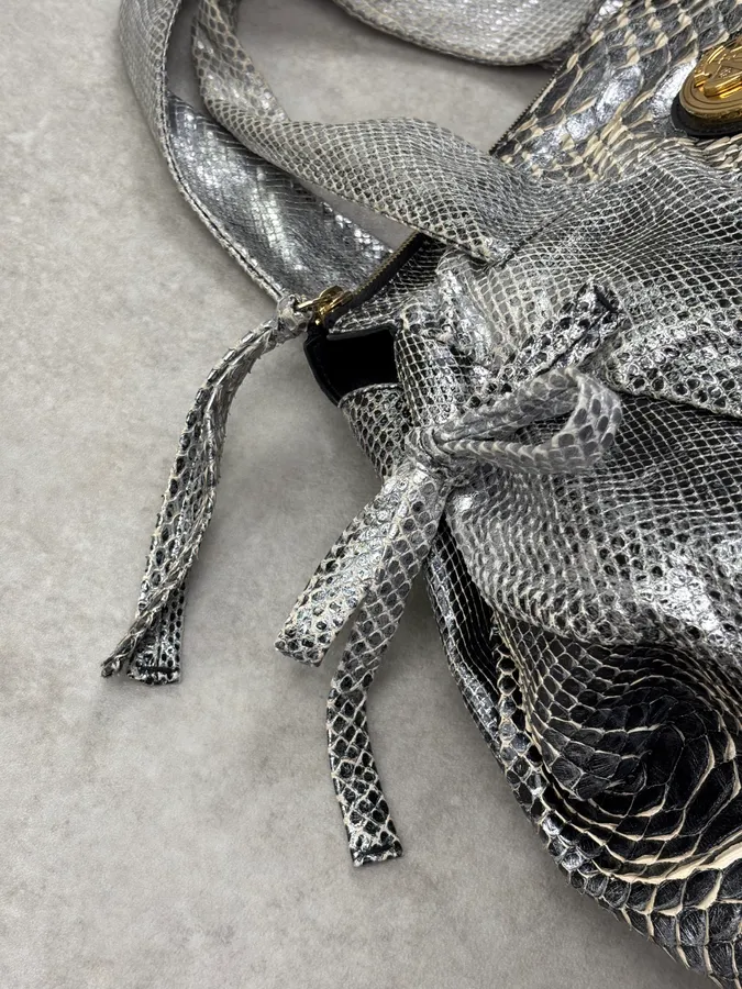 SS2008 Gucci Black & Silver Python Leather Tote Bag by Frida Giannini - Image 12