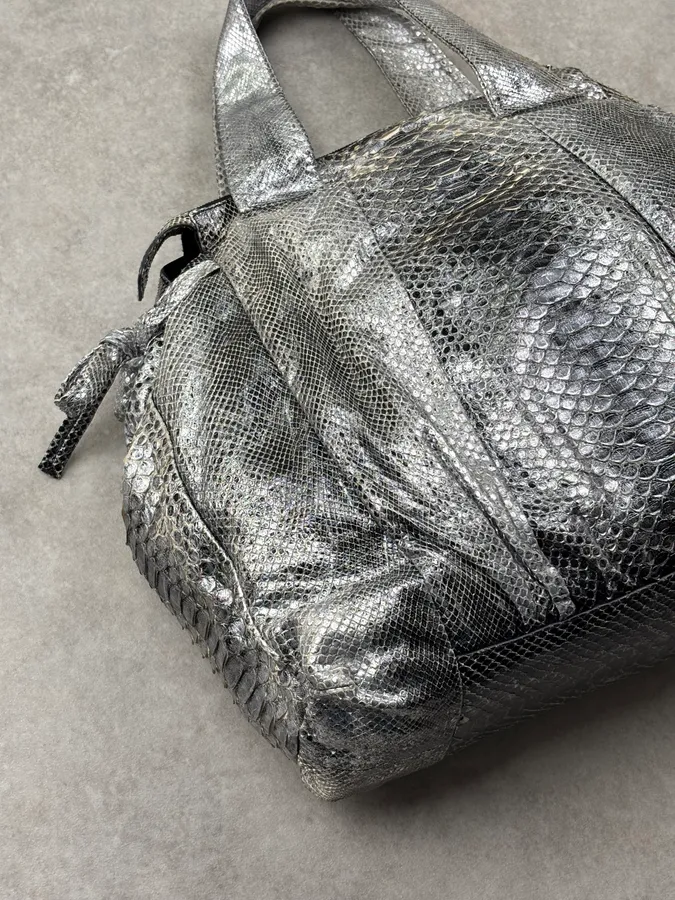SS2008 Gucci Black & Silver Python Leather Tote Bag by Frida Giannini - Image 13