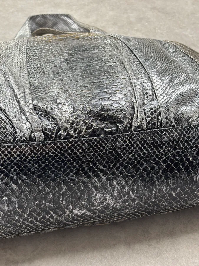 SS2008 Gucci Black & Silver Python Leather Tote Bag by Frida Giannini - Image 15