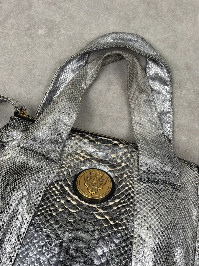 SS2008 Gucci Black & Silver Python Leather Tote Bag by Frida Giannini - Image 7