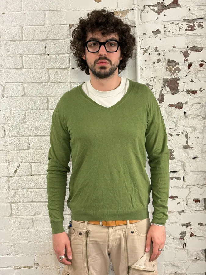 SS2008 Prada Green Classy Minimalist V-Neck Sweater - Image 2