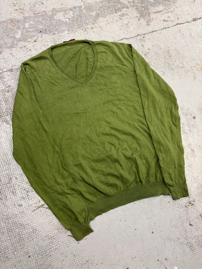 SS2008 Prada Green Classy Minimalist V-Neck Sweater - Image 4