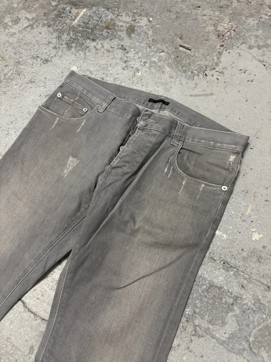 SS2008 Prada Grey Distressed Denim Jeans - Image 13