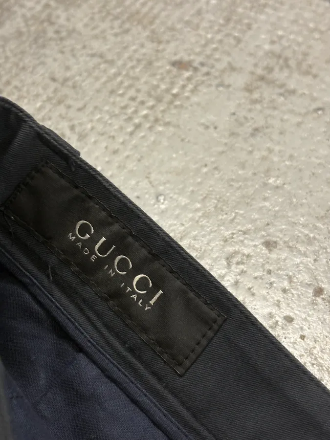 SS2009 Gucci Black Multi Pockets Cargo Shorts - Image 8