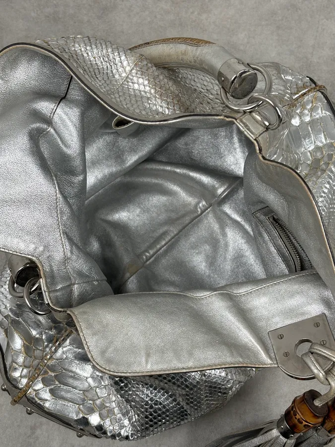 SS2009 Gucci “Indy” Bamboo Silver Metallic Python Hobo Bag by Frida Giannini - Image 15