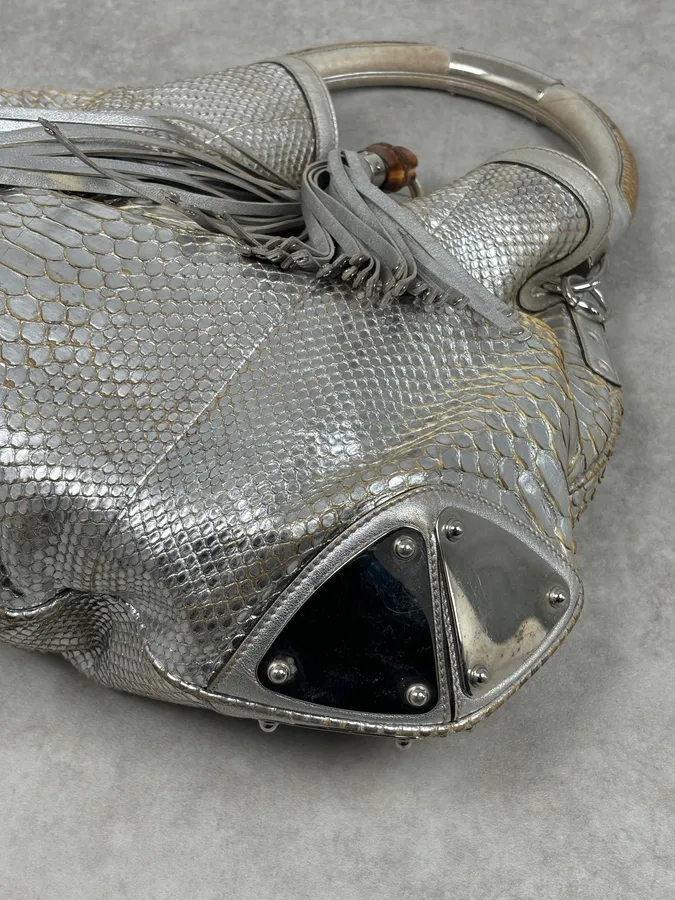 SS2009 Gucci “Indy” Bamboo Silver Metallic Python Hobo Bag by Frida Giannini - Image 6