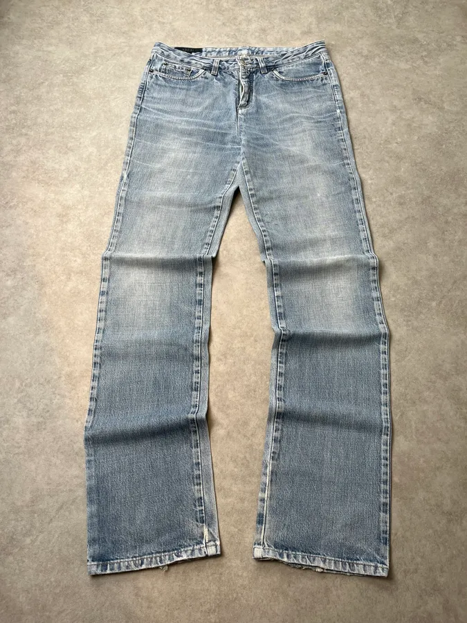 SS2010 Gucci Light Blue Denim Embroidered Jeans by Frida Giannini - Image 2