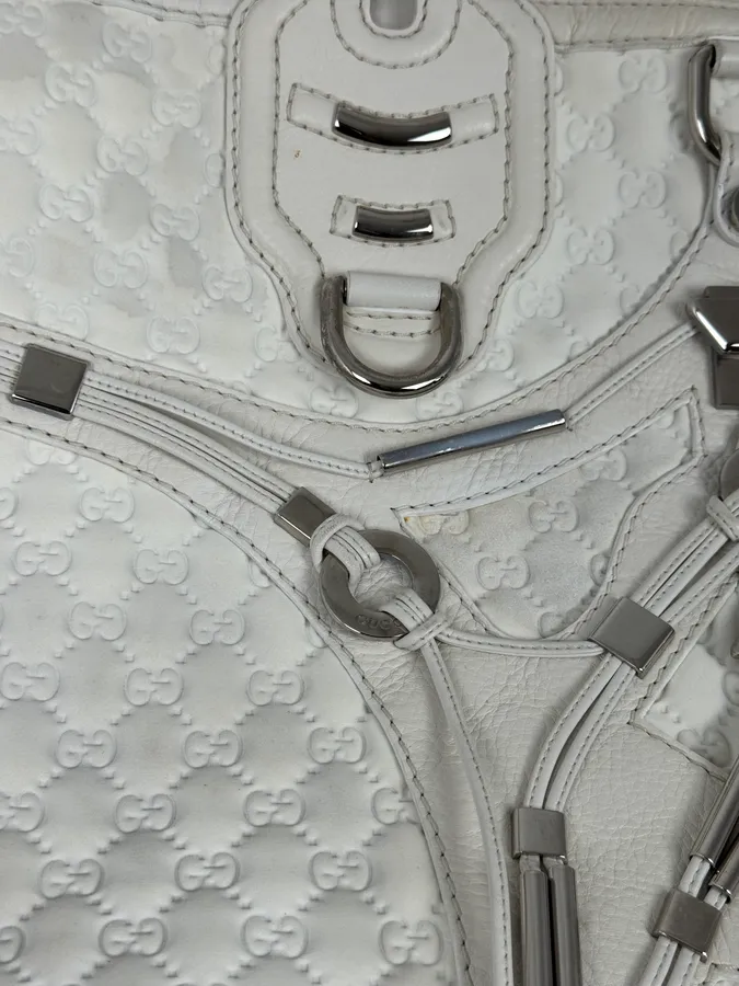 SS2010 Gucci Runway Techno Horsebit White Monogram Leather Large Bag by Frida Giannini - Image 8