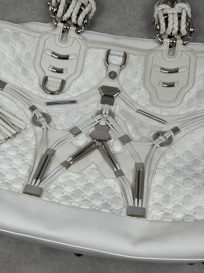SS2010 Gucci Runway Techno Horsebit White Monogram Leather Large Bag by Frida Giannini - Image 9