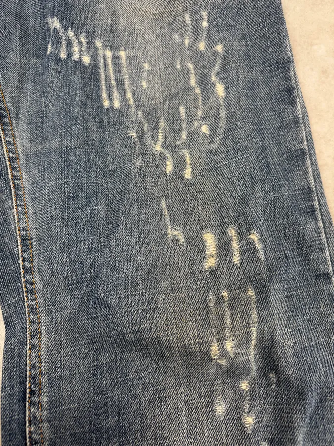 SS2011 Dolce & Gabbana Distressed Blue Denim Jeans - Image 8