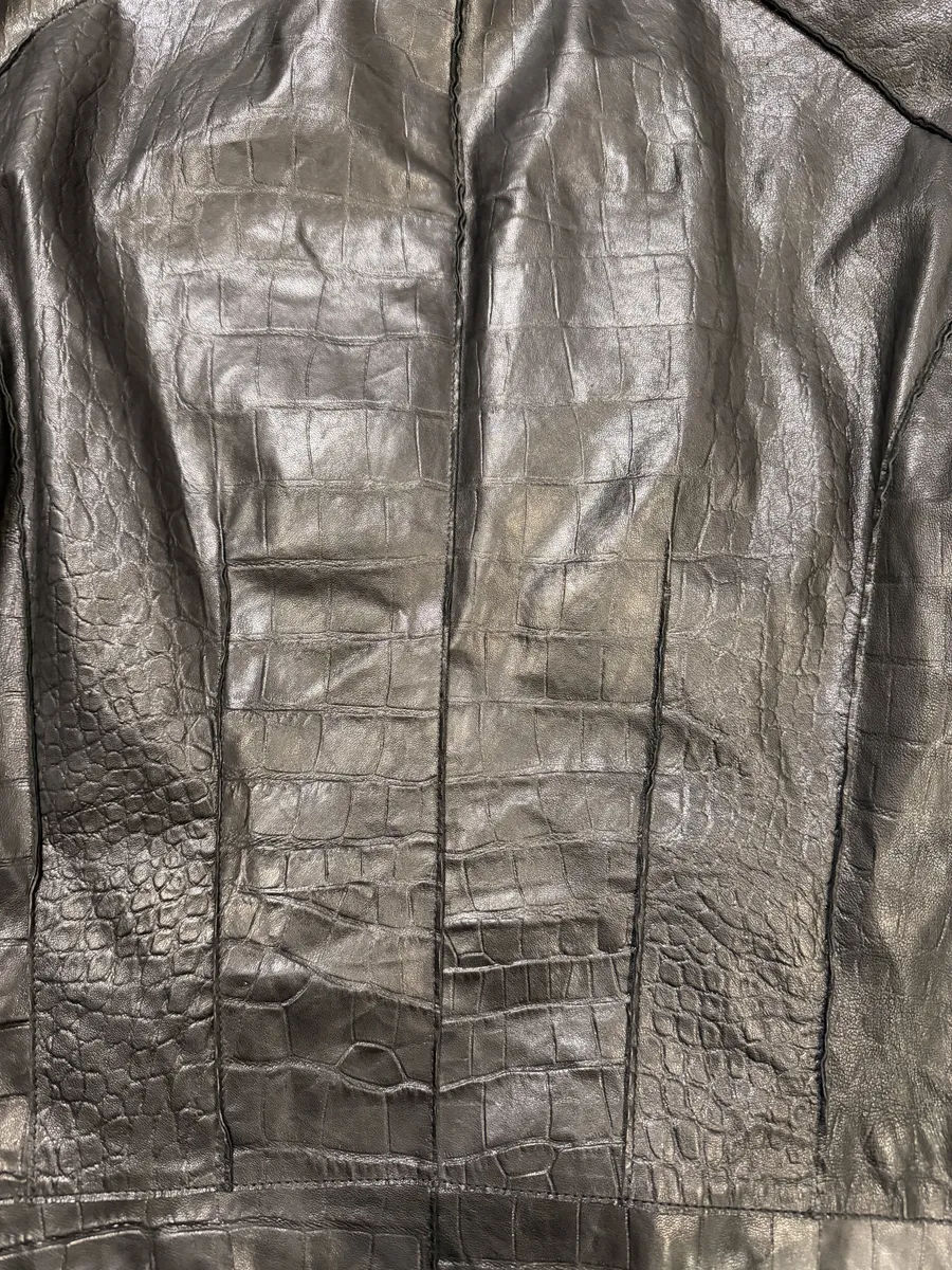 SS2011 Emporio Armani Black Crocodile-Embossed Leather Jacket - Image 10