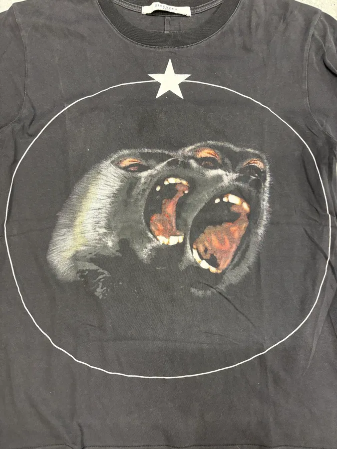 SS2012 Givenchy Monkey Stars Black T-Shirt by Riccardo Tisci - Image 6