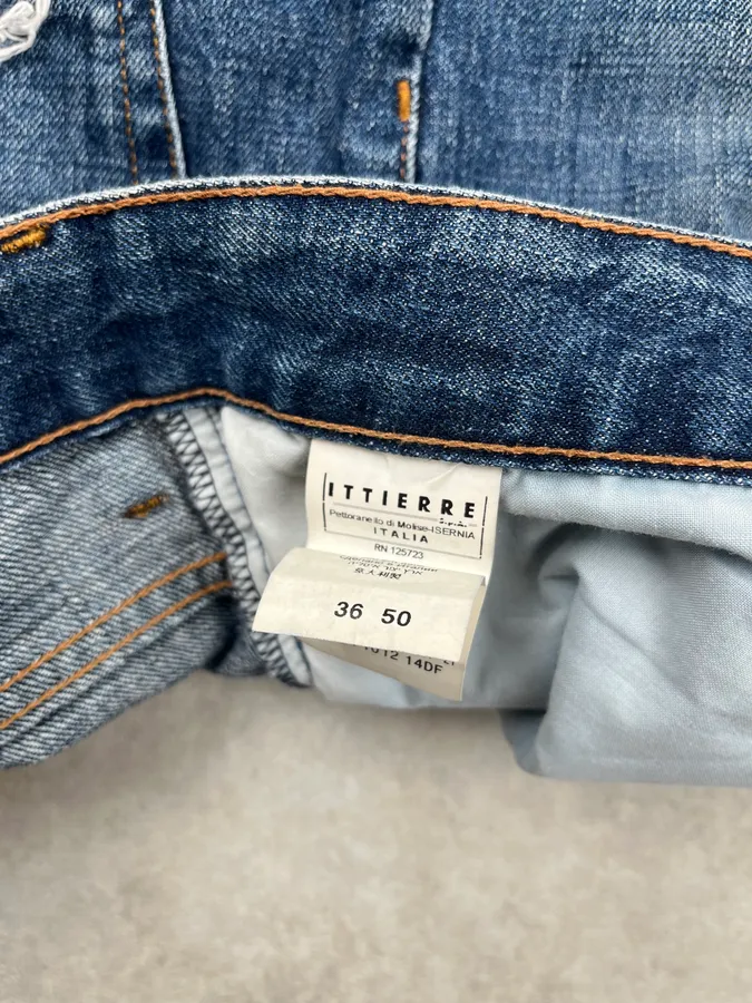 SS2012 Pierre Balmain Blue Denim Distressed Jeans - Image 11