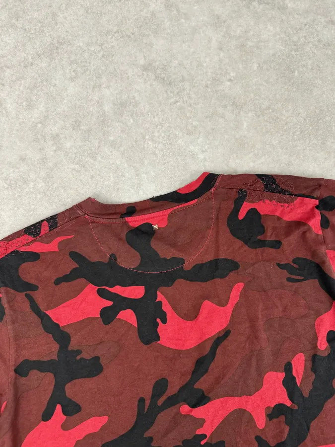 SS2012 Valentino Red Military Camouflage Distressed T-Shirt - Image 5