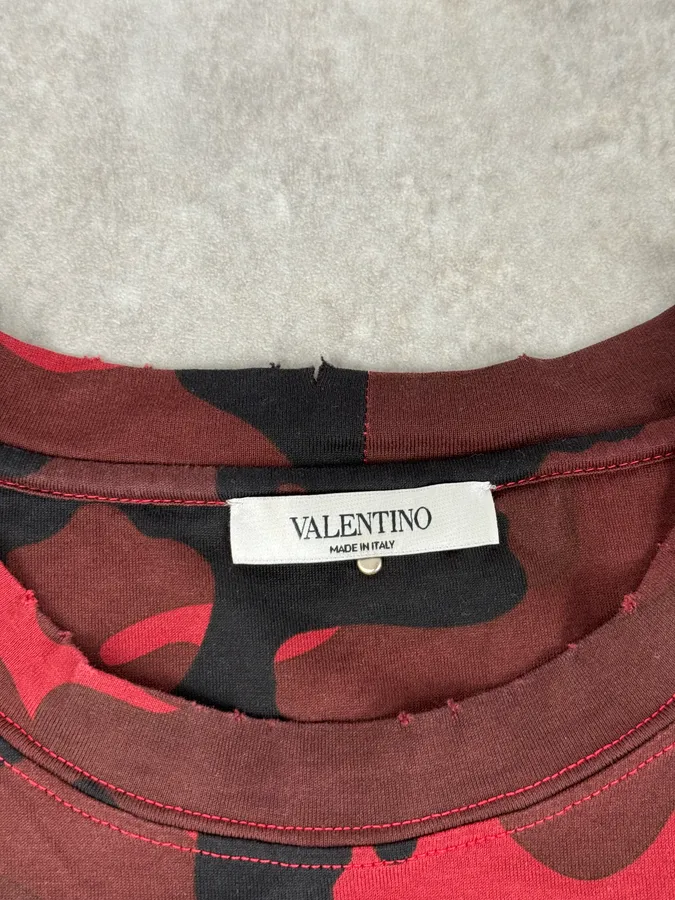 SS2012 Valentino Red Military Camouflage Distressed T-Shirt - Image 7