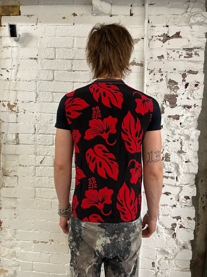 SS2013 Prada Black & Red Floral T-Shirt - Image 4
