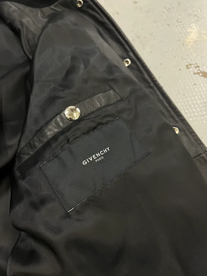 SS2014 Givenchy Black Leather Star Bomber Jacket by Riccardo Tisci - Image 10