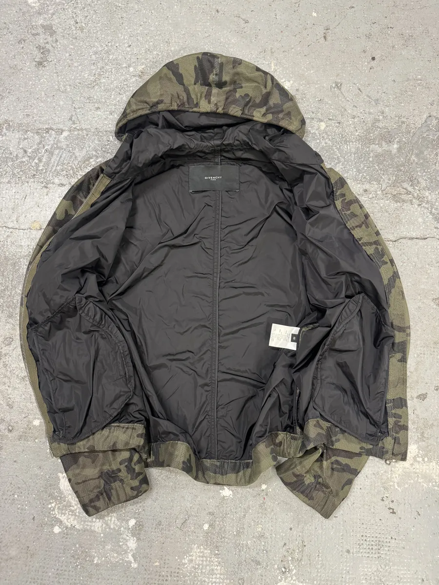 SS2014 Givenchy Camo Light Jacket by Riccardo Tisci - Image 11