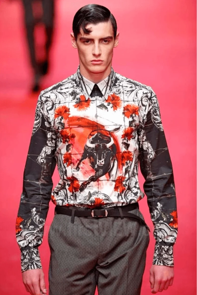 SS2015 Dolce & Gabbana Red & White Floral Bull Shirt - Image 2