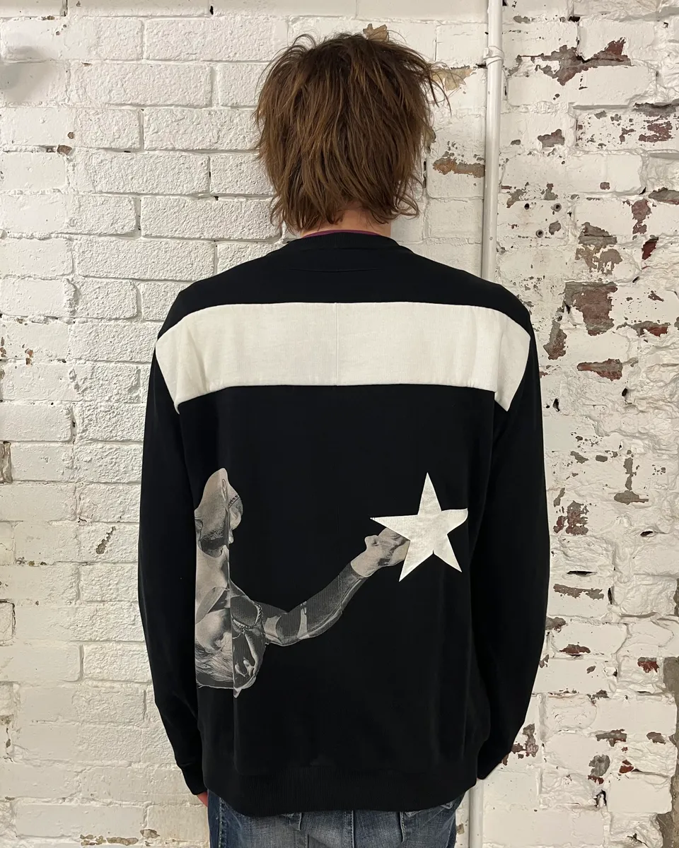 SS2015 Givenchy Black Graphic Swater by Riccardo Tisci - Image 3