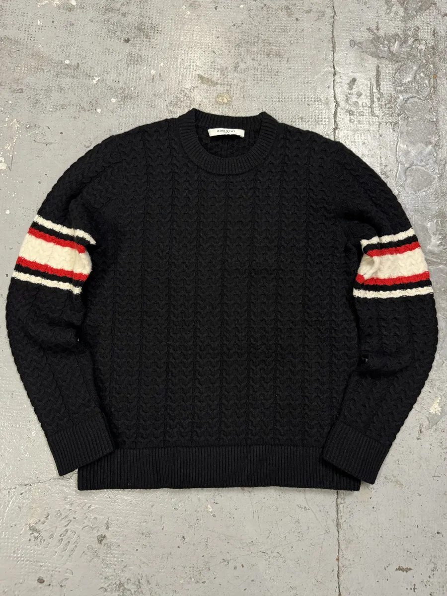 SS2015 Givenchy Black Wool Sweater by Riccardo Tisci - Image 8