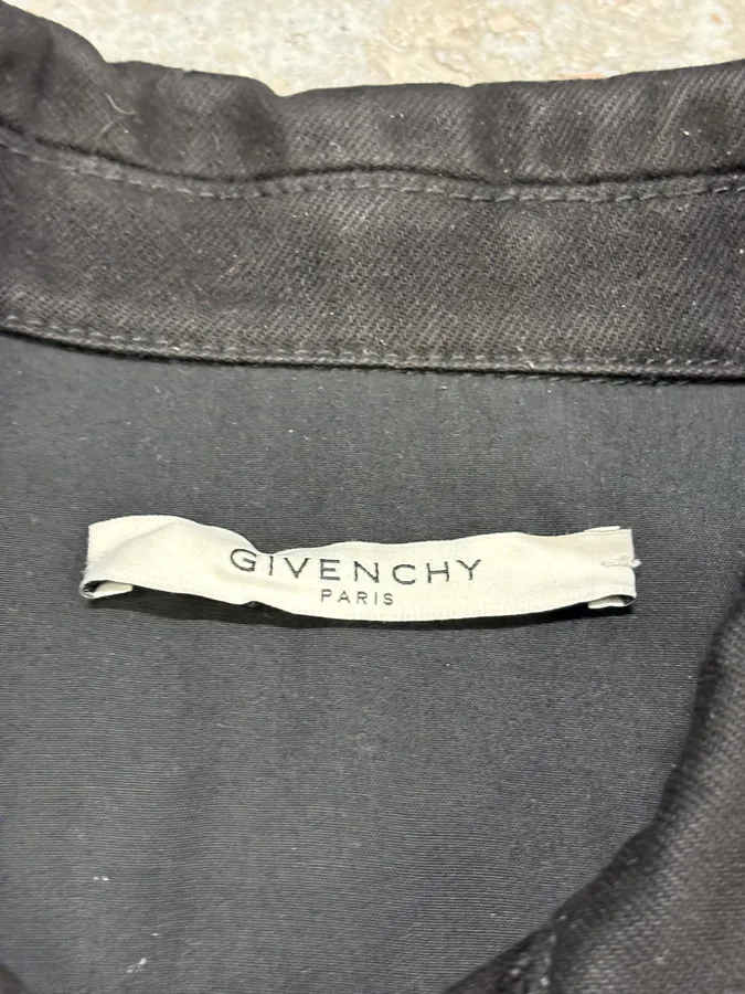 SS2015 Givenchy Red Stars Black Trucker Jacket by Riccardo Tisci - Image 10