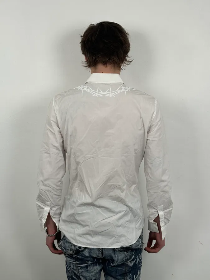 SS2015 Givenchy White Wooden Crown Shirt by Riccardo Tisci - Image 3