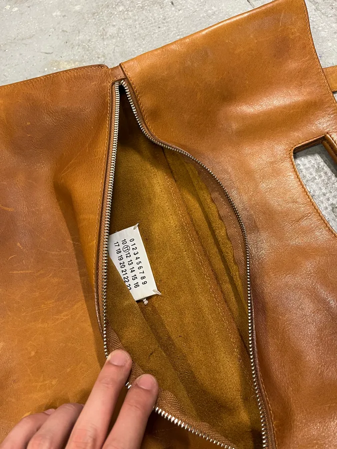 SS2015 Maison Margiela Brown Eroded Leather Artisanal Handle & Soulder Bag - Image 10