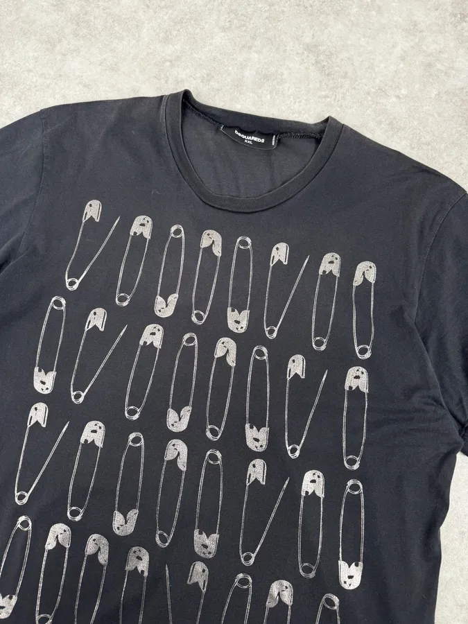 SS2017 Dsquared2 Black Safety Pin Print T-Shirt - Image 5