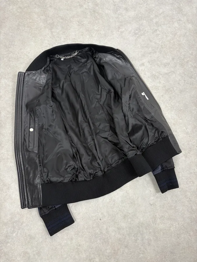 SS2017 Givenchy Navy Star Black Leather Bomber Jacket by Riccardo Tisci - Image 7