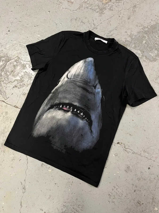 SS2017 Givenchy Shark Black T-Shirt by Riccardo Tisci - Image 3