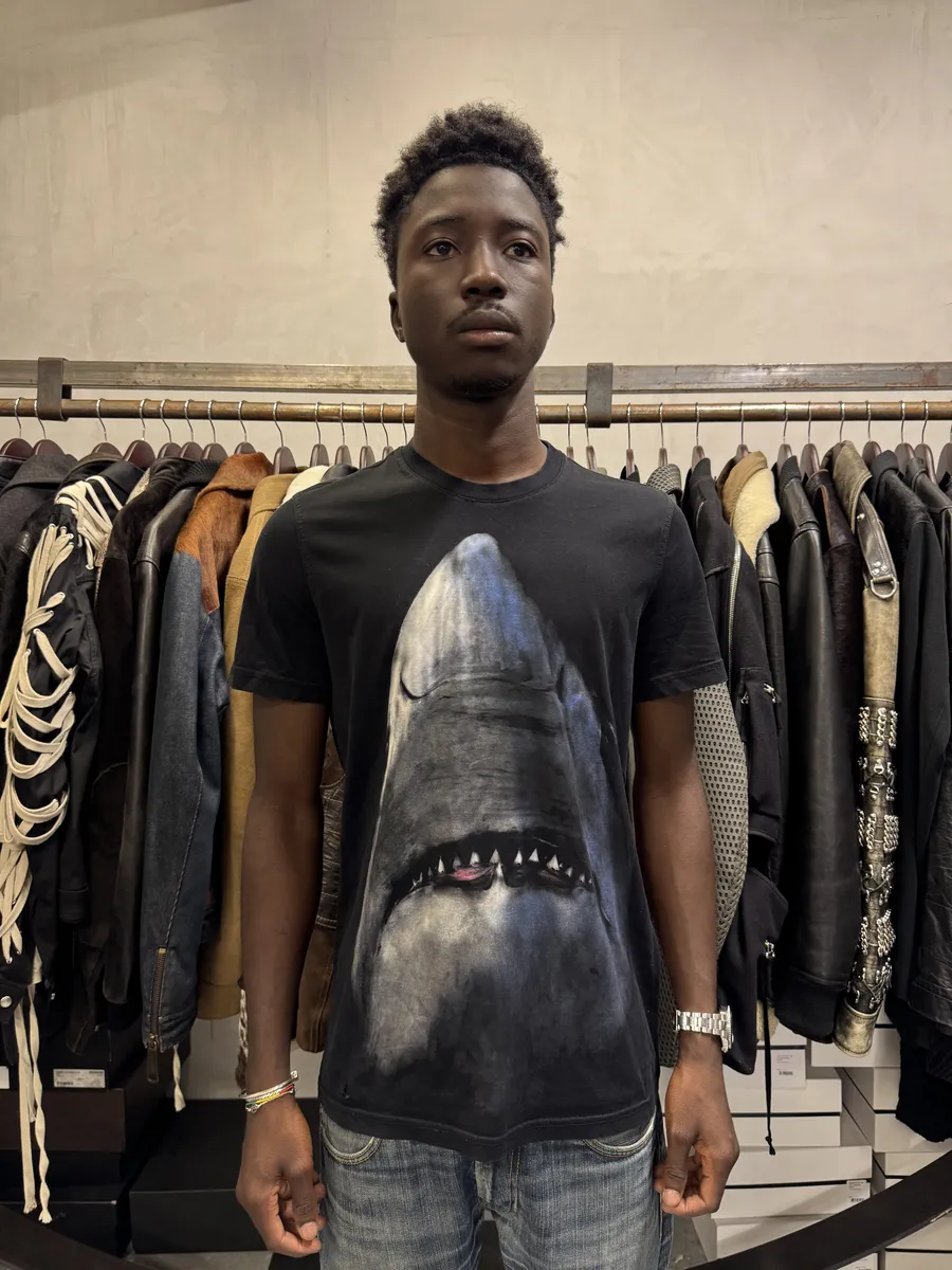 SS2017 Givenchy Shark Black T-Shirt by Riccardo Tisci - Image 2