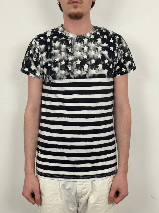 SS2018 Balmain Black & White USA Distressed Star Striped T-Shirt - Image 2