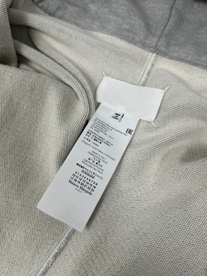 SS2021 Maison Margiela Grey Oversized Zip-up Hoodie - Image 11