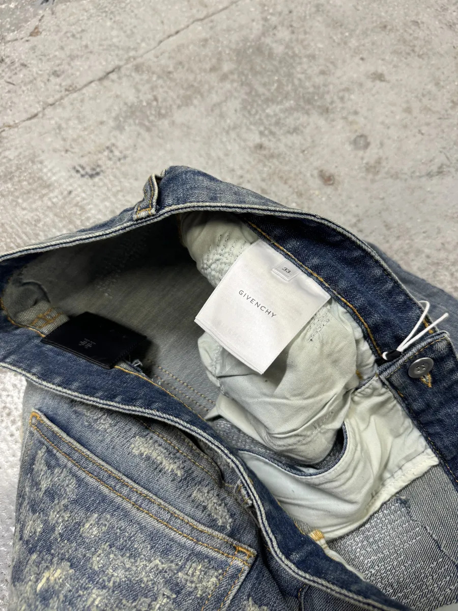 SS2022 Givenchy Blue Denim Slim Distressed Jeans - Image 10