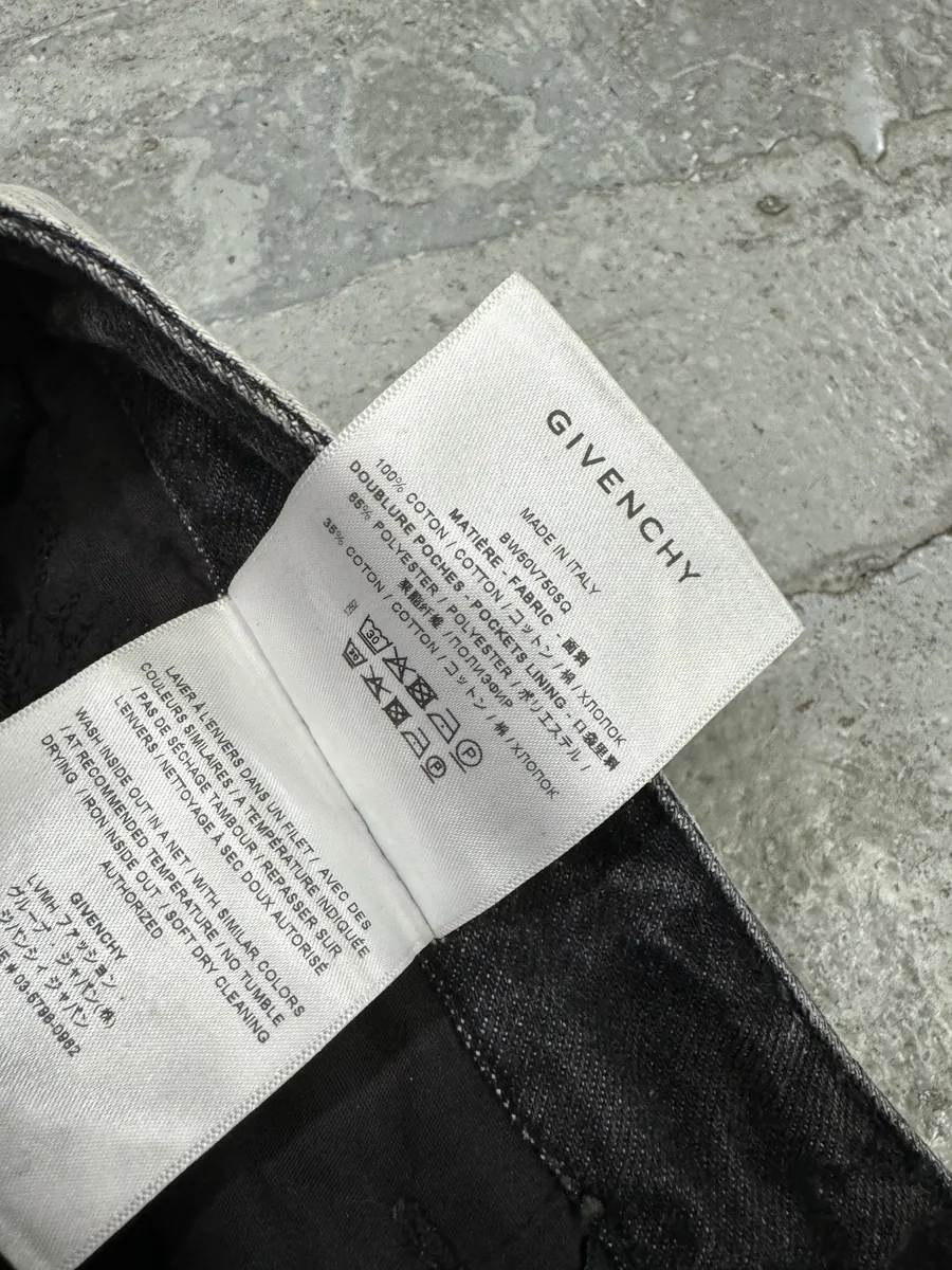 SS2023 Givenchy Cotton Italian Distressed Denim Jeans - Image 8