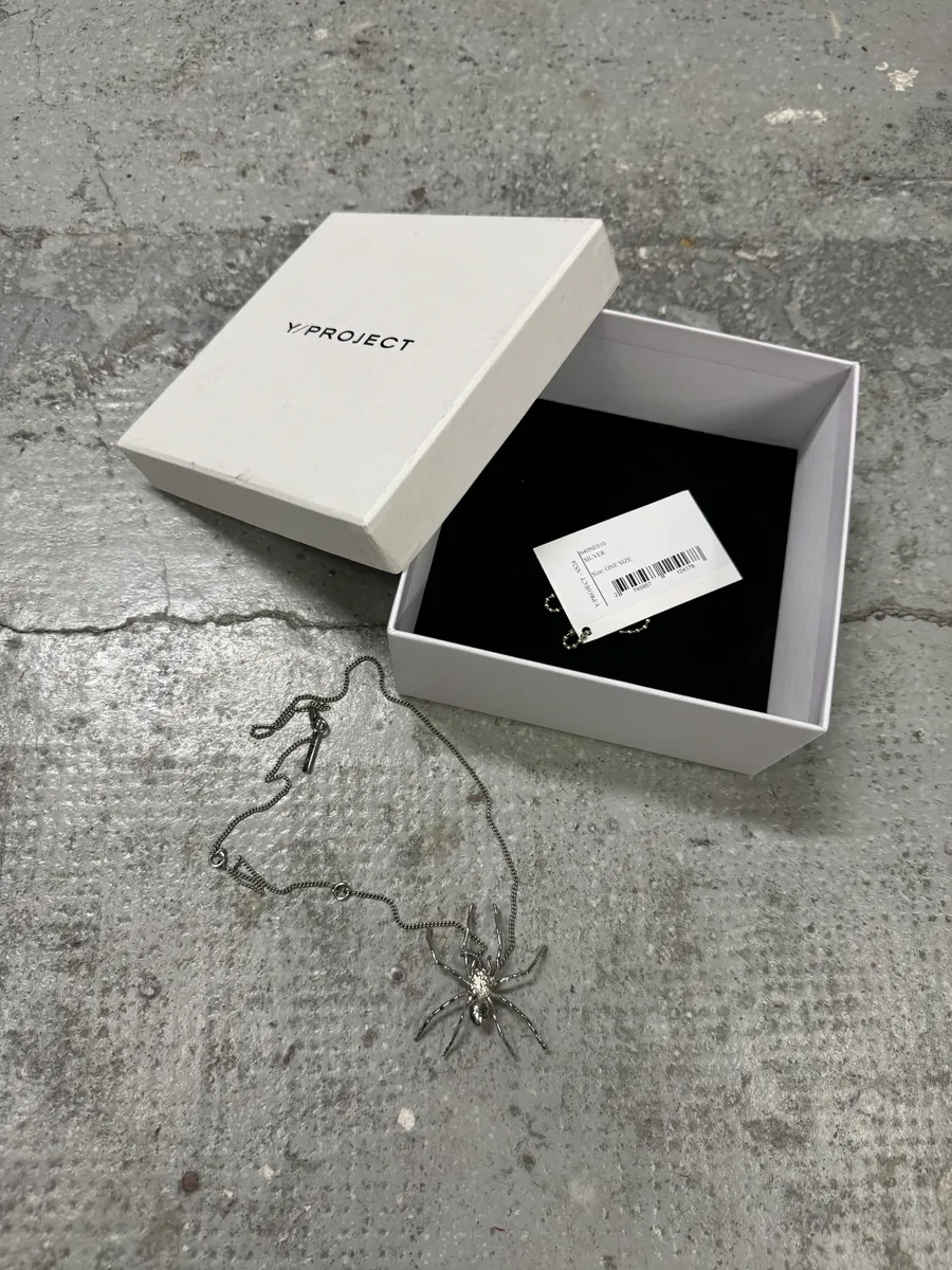 SS2024 Y/Project Grey Spider Necklace - Image 10