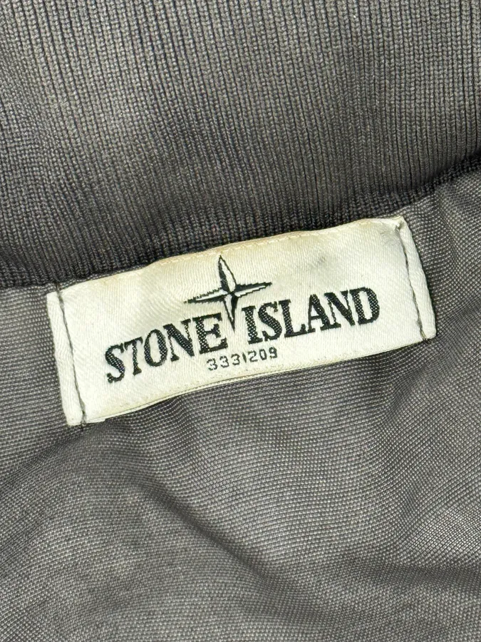Stone Island 30th Anniversary Side Patch Grey Nylon Puffer Vest - Image 12